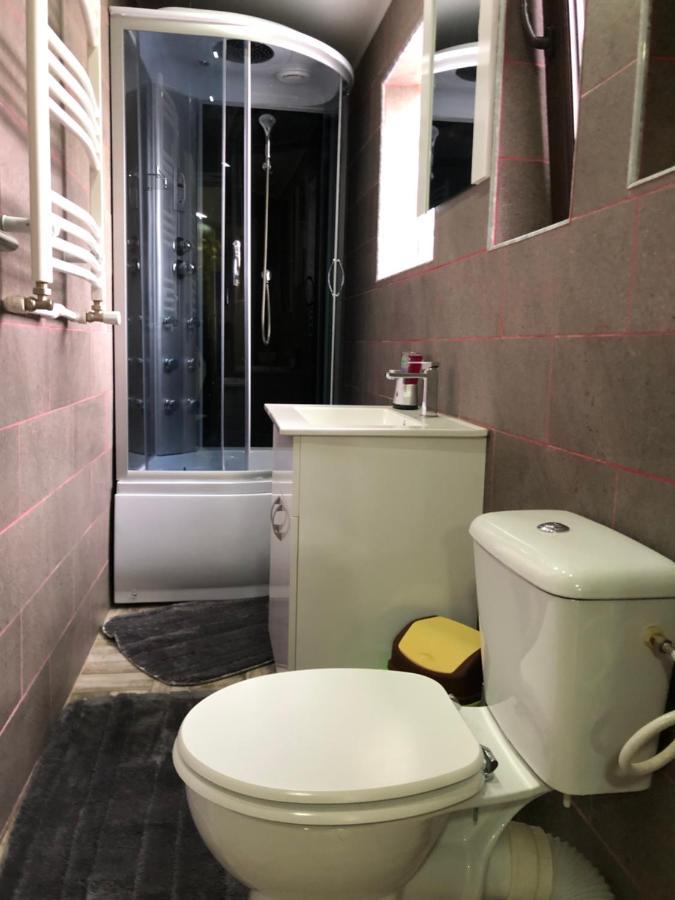 Serban Home Bukarest Kültér fotó